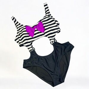🔥Material Girl Cut-Out One Piece Bathing Suit size M
